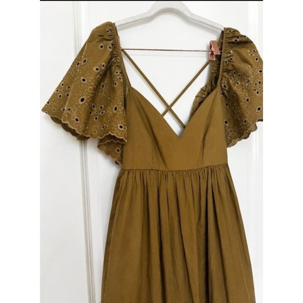 En Saison Hayley Flounced Maxi Dress Olive Eyelet Flutter Sleeve Size Medium - Picture 4 of 6